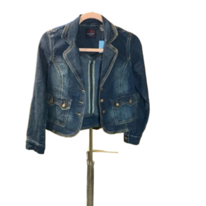 OTD large long sleeve blue jean jacket.